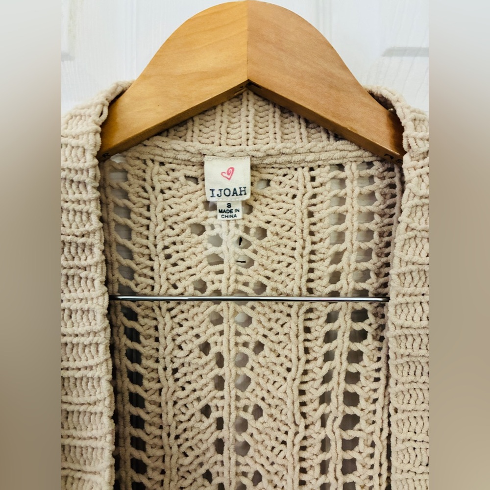 J.O.A. Cream Open-Knit Cardigan - Picture 2 of 4